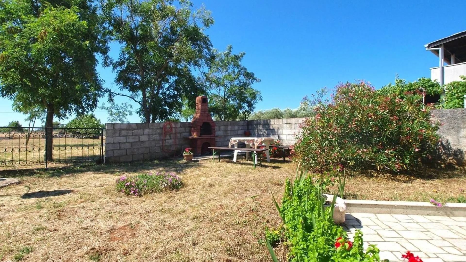Apartment Ferienwohnung Fuer 2 Personen Ca 25 Qm In Banjole, Istrien Istrische Riviera Croatia